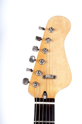 Lot 59 - A G & L F100 Series II