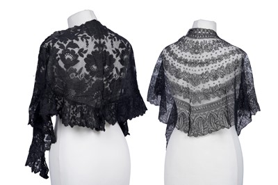 Lot 501 - 19th Century lace fichus, a pelerine collar, and lappets | Lady Grey