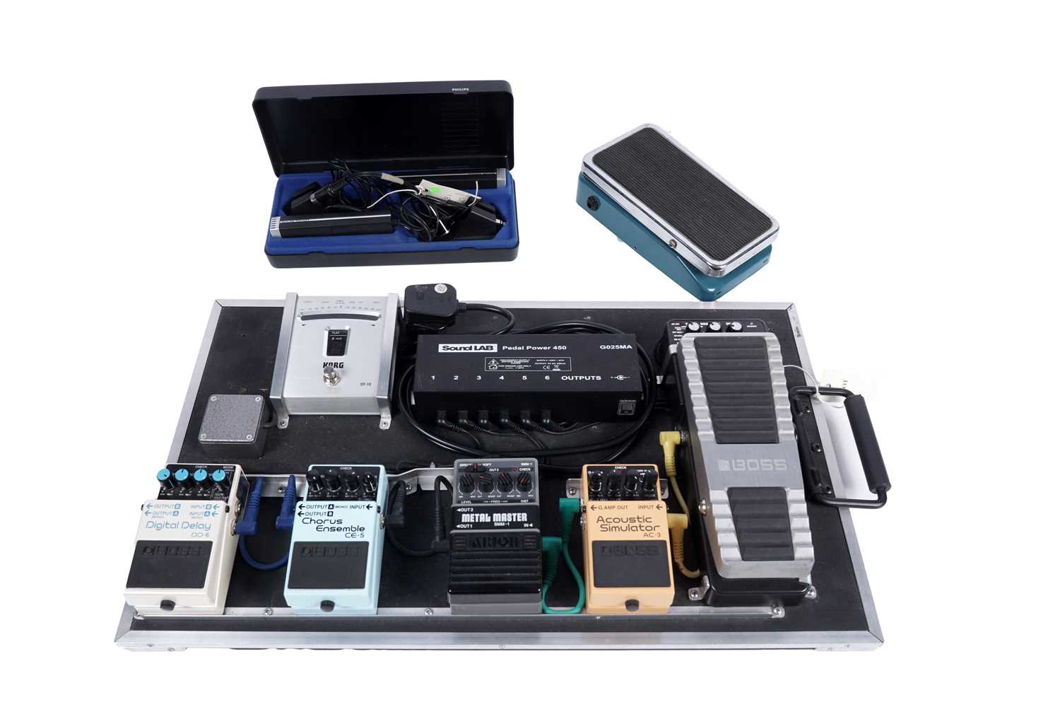 Lot 85 - A pedal board