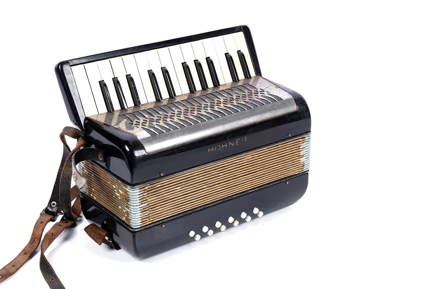 Lot 5 - A Hohner Mignon II accordion