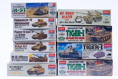 Lot 305 - Ten 1:35 scale Academy model kits