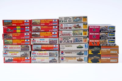 Lot 311 - A collection of 1:72 and 1:76 scale model kits