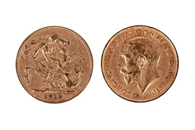 Lot 409 - A George V 1913 gold sovereign