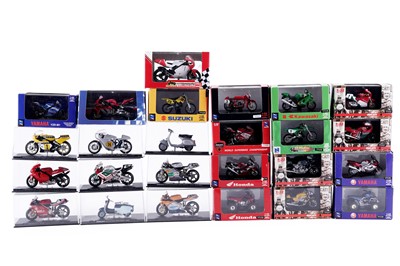 Lot 349 - Sixteen NewRay 1:32 scale diecast model motorcycles; and a further nine cased diecast motorcycles