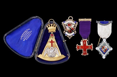 Lot 541 - A collection of Masonic regalia