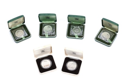 Lot 472 - Eight Royal Mint crowns