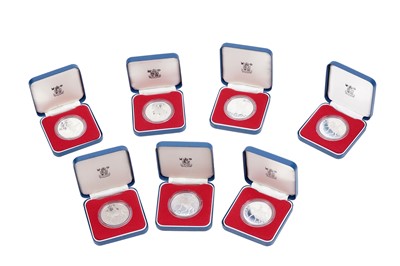 Lot 474 - Seven Queen Elizabeth II Silver Jubilee proof crowns