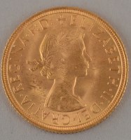 Lot 596 - An Elizabeth II gold sovereign, 1958.