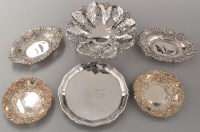 Lot 736 - A pair of Edwardian silver bon-bon dishes, by...