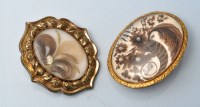 Lot 899 - A Victorian mourning brooch, the glass covered...