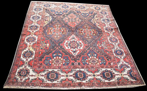 Lot 1015 - A Bakh Bakhtiari carpet, with diamond-shaped...
