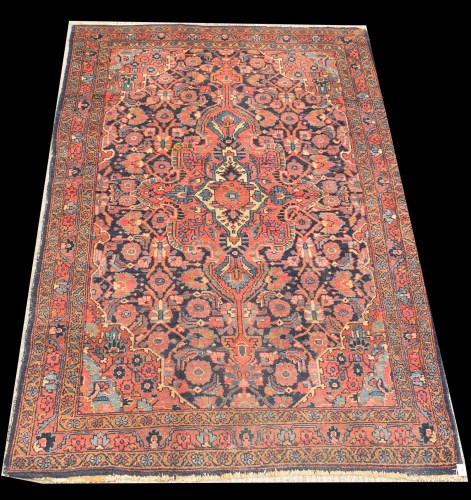 Lot 1048 - A Sarough Mahal rug, with geometric floral...