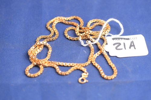 Lot 21 - An 18ct. yellow gold long box link chain...