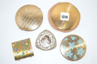 Lot 1370 - Early 20th Century compacts two by Vogue;...