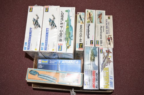 Lot 265 - Revel model constructor kits: to include BF110...