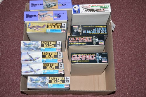 Lot 309 - Hasegawa model constructor kits, to include:...