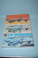 Lot 385 - Airfix model constructor kits, series 7, to...