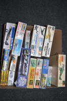 Lot 530 - Revell model constructor kits, to include: The...