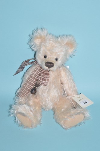 Lot 10 - Charlie Bears: Isabelle Collection, Grace,...