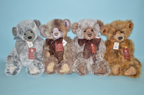 Lot 34 - Charlie Bears: William II, limited edition no....